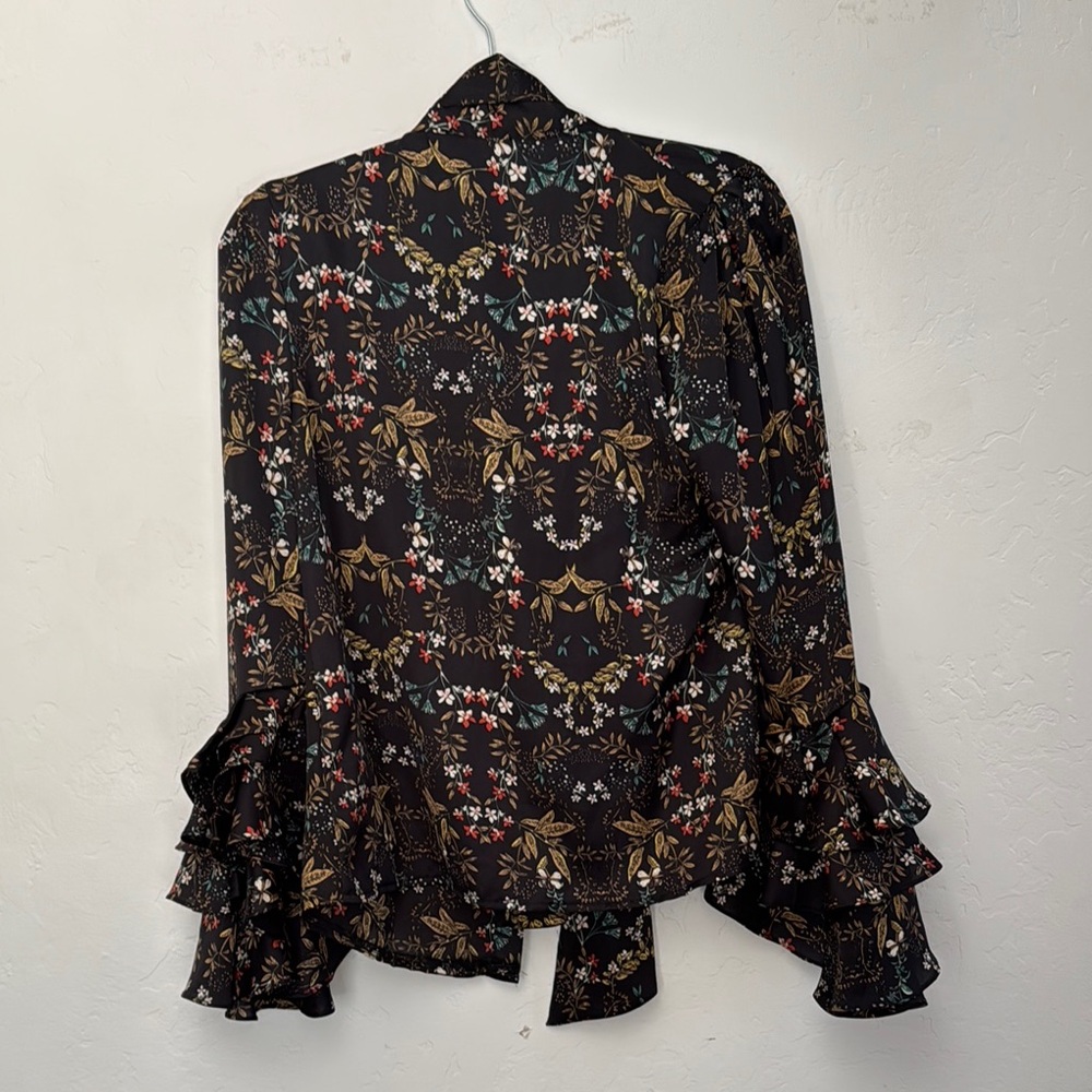 Valiant Paris Floral Ruffle Sleeve Boho Blouse (Size L) - Picture 4 of 4